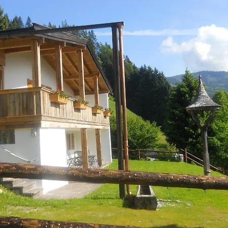 In Niederndorf Near Kufstein With Balcony Chalet *